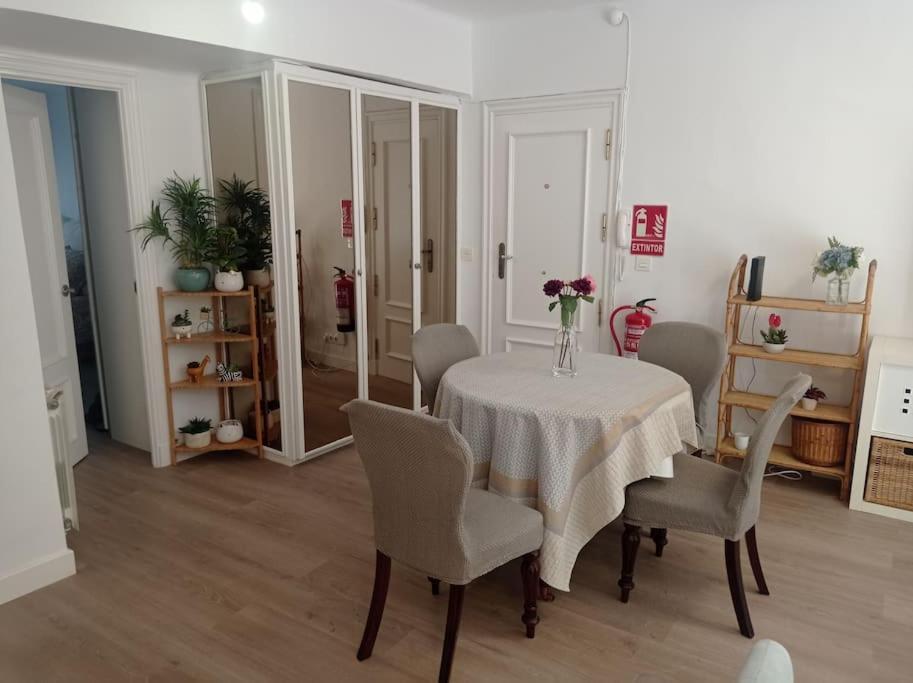 Appartement Piso Con Terraza Junto A La Playa à Saint-Sébastien Extérieur photo